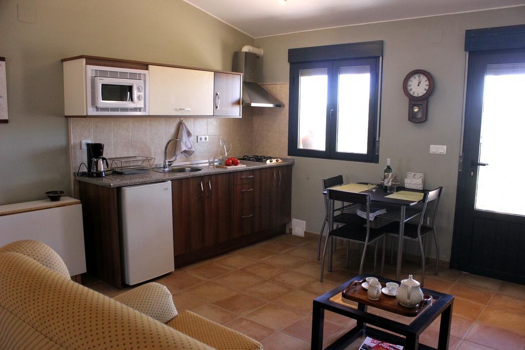Cielo Abierto Apartment Berzocana Bagian luar foto