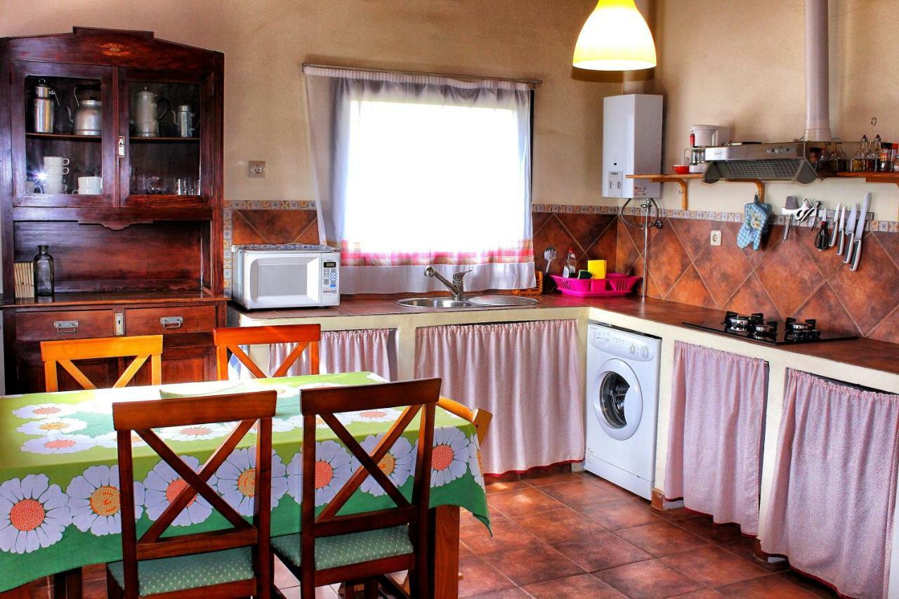Cielo Abierto Apartment Berzocana Bagian luar foto